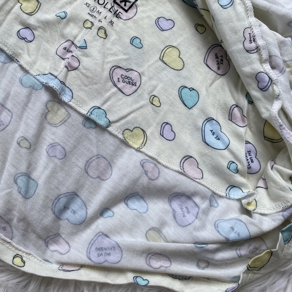 🫧[ Nollie ] Sassy Candy Hearts Flutter Tank - Picture 5 of 6